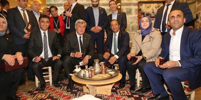 ’Gelenekseli Sergile’ Sergisi Dilovası’nda Açıldı