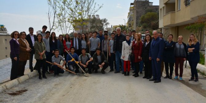 Söke’de Heyelan Korkusunun Bittiği Dostlar Sokak’ta Artık Yüzler Gülüyor