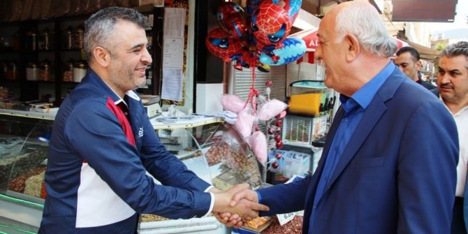 Başkan Seyfi Dingil Esnafları Ziyaret Etti