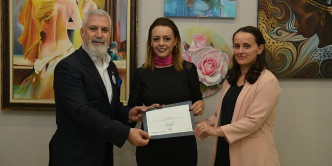 Resim Atölyesi Kursiyerlerinden Sergi