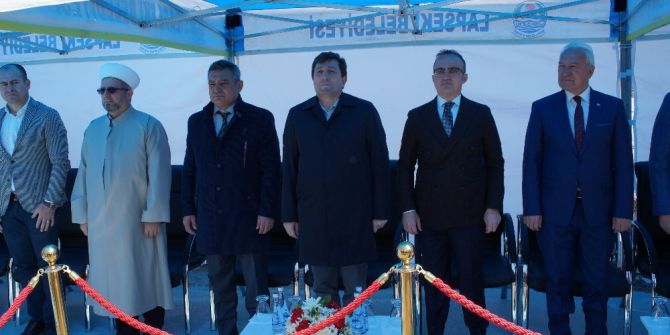 Lapseki Belediye Hizmet Binasının Temeli Atıldı