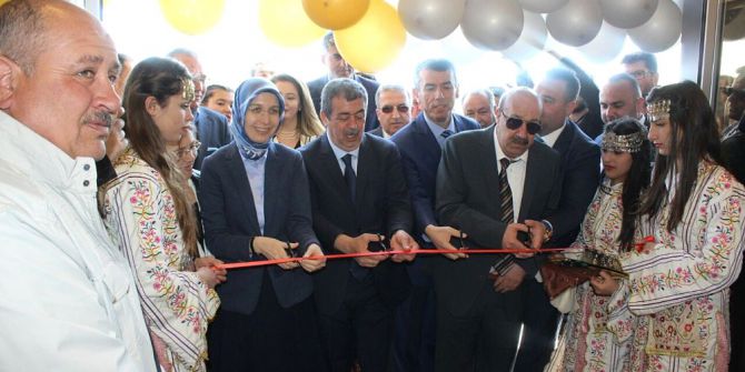 Körfezin En Büyük Salonu Görkemli Törenle Hizmete Girdi