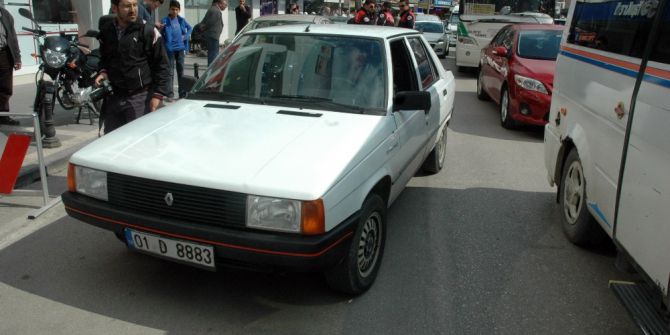 Polis Uyuşturucu Satıcılarını Kıskıvrak Yakaladı