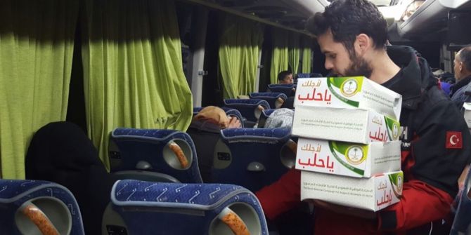 İhh, Cerablus’ta Humus El Waar’dan Gelen Sivilleri Karşıladı