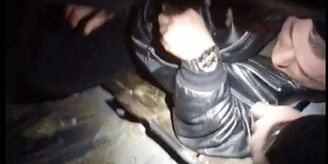 Sarp Sınır Kapısı’nda Otomobilin Gizli Bölmesinde Yakalandı