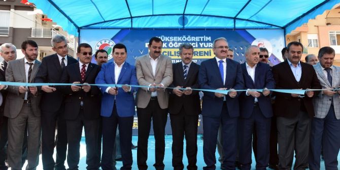 Kepez’de Erkek Öğrenci Yurdu Hizmete Girdi