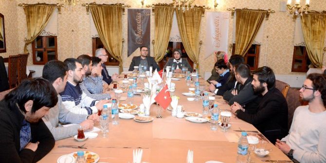 Başkan Toru, Yabancı Öğrencilerle Buluştu