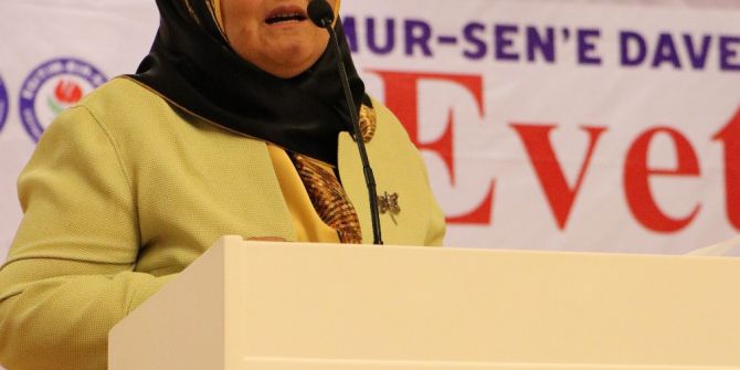 Öçal: “Müslümanları Kabul Etmezseniz, Kendinize Zindan Oluşturursunuz”