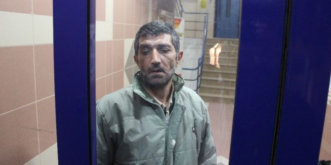 İş Hanında Mahsur Kalan Vatandaşı İtfaiye Kurtardı