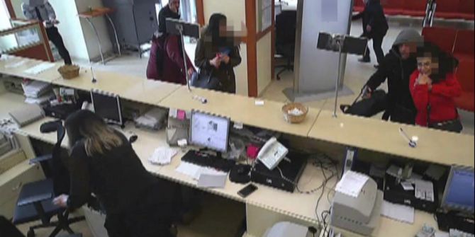 Pendik’te Yaşanan Silahlı Soygun Girişimi Kamerada