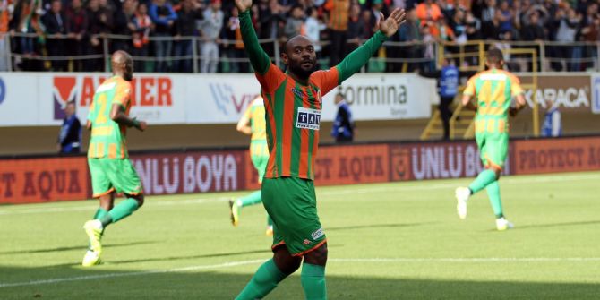 Krallık Yarışı Kızıştı