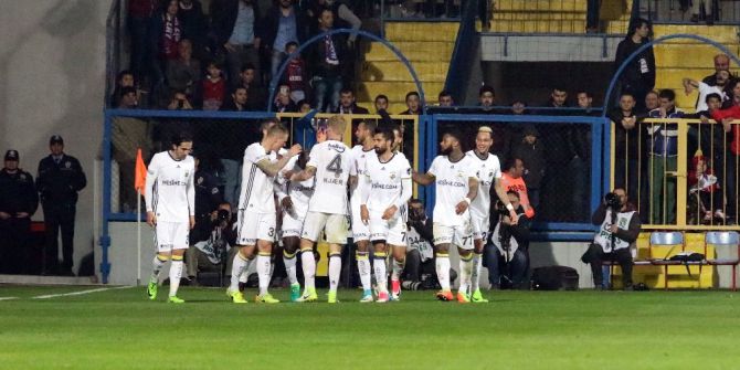 Fenerbahçe’den 24 Yıl Sonra Bir İlk!