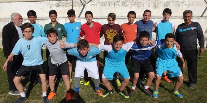 Burhaniye Sanayi Sporda Dışarıdan Transfere Son