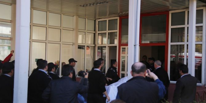 Çapa Tıp Fakültesinde Göçük Altında Kalan İşçi Kurtarıldı