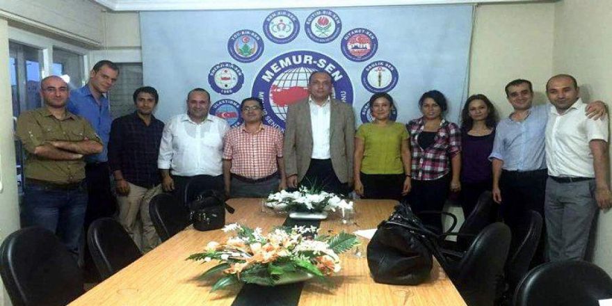 Aydın Genç Memur-sen; “Şuurlu Gençlik Demokrasimize Sahip Çıktı”