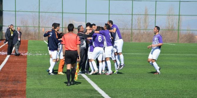 Amatörün Şampiyonu Arguvan Belediyespor Oldu