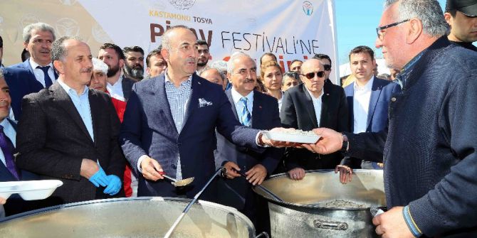 Dışişleri Bakanı Çavuşoğlu, Tosya Pilav Festivali’ne Katıldı