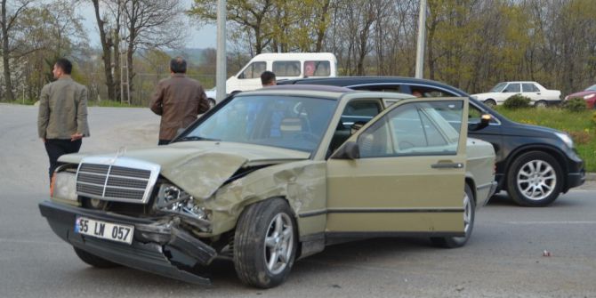 Bafra’da Kaza: 2 Yaralı