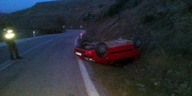 Kaza Yaptı Aracını Bırakıp Kaçtı