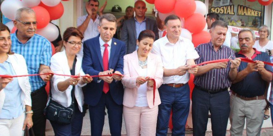 Erzin’e Sosyal Market