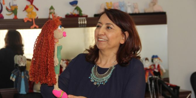 Oğlu İçin Başladı, Şimdi Dünyaya Bez Bebek Örüyor