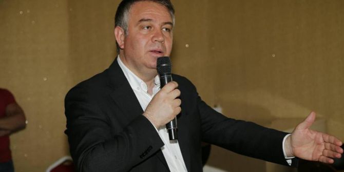 Başkan Duruay Ve Milletvekili Alparslan Gölbaşılılara Referandumu Anlatıyor