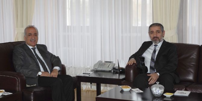 Ardahan Üniversitesi Rektörü Biber, Rektör Çomaklı’yı Ziyaret Etti