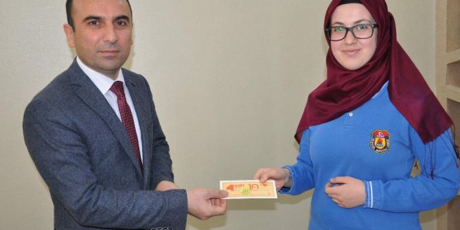 Dicle Elektrik’ten 500 Öğrenciye Kitap Hediye Edildi