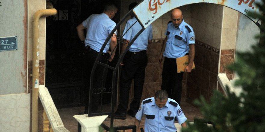 İzmir’de Polislere Operasyon