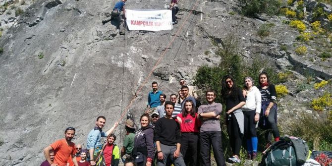 Üniversitelilerden Nefes Kesen Tırmanış