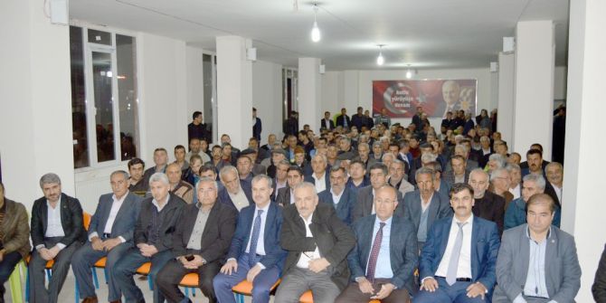 Besni’de Ak Partililer Birlik Ve Dayanışma Toplantısında Buluştu