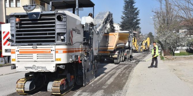 Yollar Asfalta Hazırlanıyor