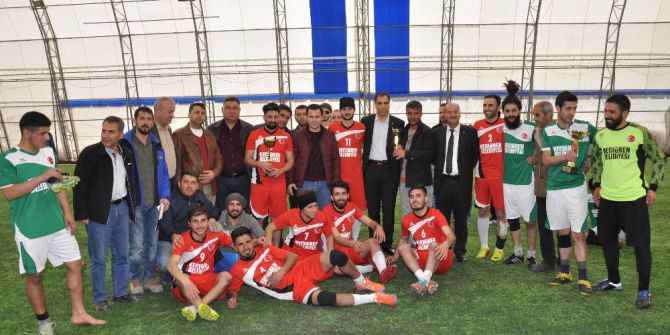 Bulanık’ta ‘Halı Saha’ Turnuvası