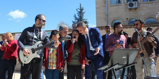 Dünya Otizm Farkındalık Günü Etkinliği Düzenlendi