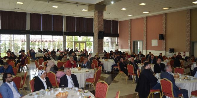 Başkan Doğan: “Mahalle Berberi Bizim Sırdaşımızdır”