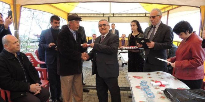 Çınar Köyünde Tapu Sevinci