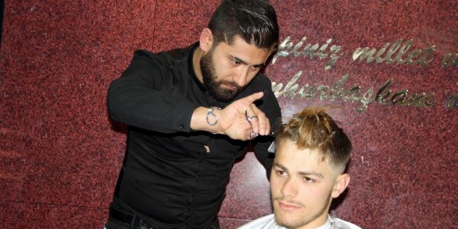 Saç Kesim Teknikleri Anlatıldı