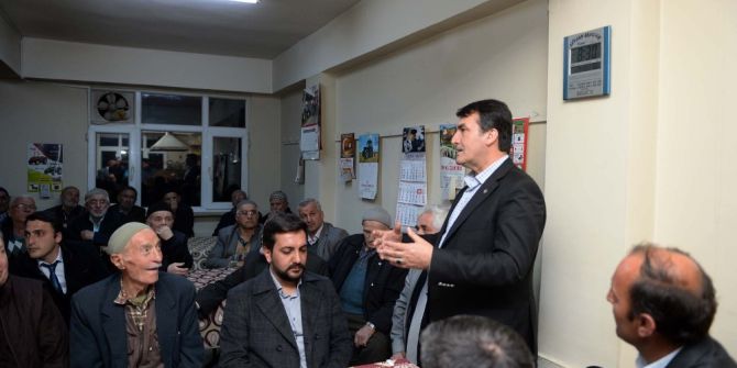 Dündar, Vatandaşlara Cumhurbaşkanlığı Hükümet Sistemi’ni Anlattı