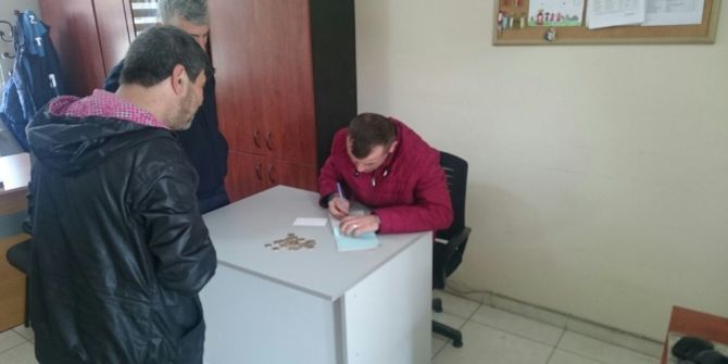 Akyazı Belediyesi Zabıta Ekipleri Dilencilere Fırsat Vermiyor