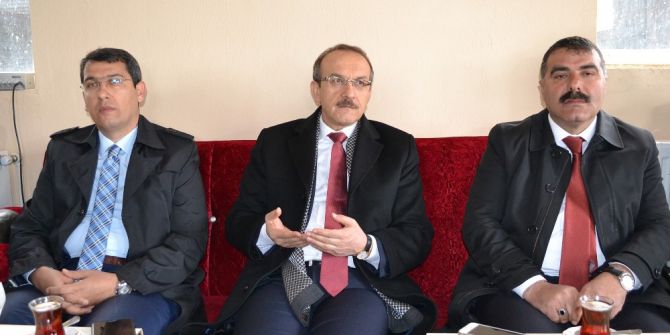 Vali Yavuz: "Allah Belasını Versin Senin Gibi Hocanın"