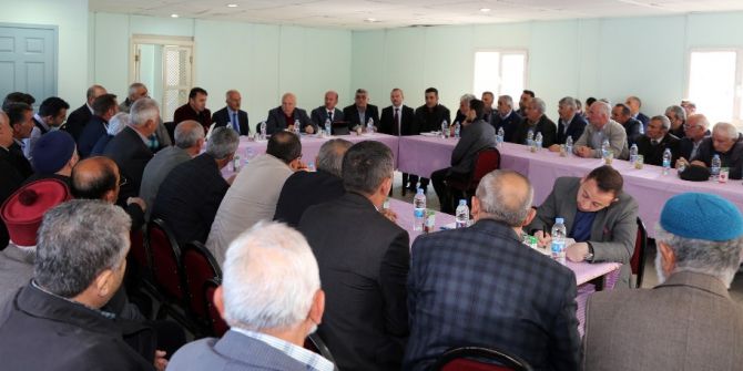 Sekmen İlçelerde Cumhurbaşkanlığı Hükümet Sistemi’ni Anlatıyor