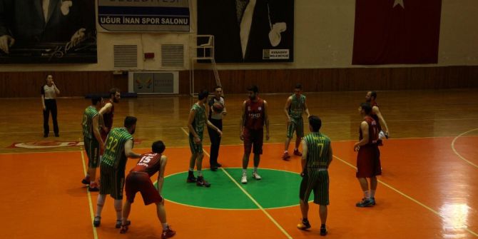 Üniversitelerarası Basketbol 1. Lig Karşılaşmaları Kuşadası’nda Başladı