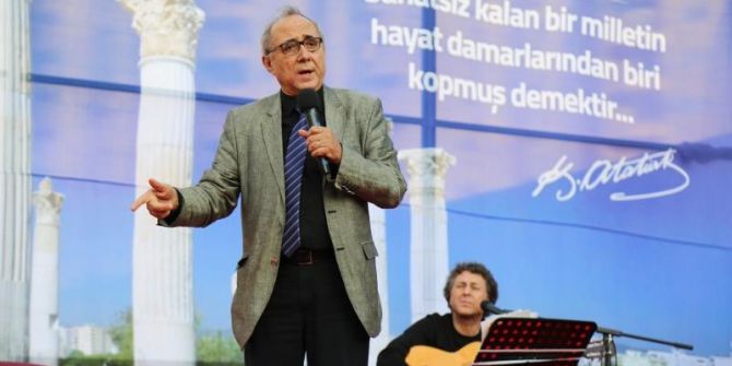 Ataol Behramoğlu’dan Şiir Dinletisi