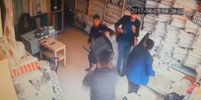 Silahlı Kavga Güvenlik Kameralarına Yansıdı