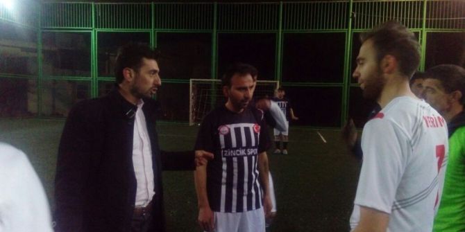 Kızılören Halısaha Turnuvası Başladı