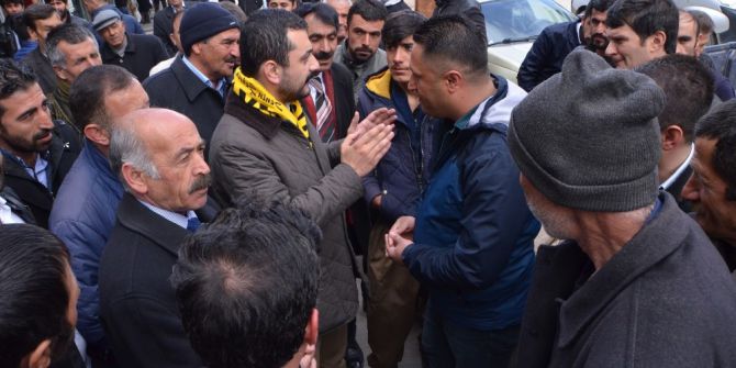 Chp’li Erdem’den Yüksekova Esnafına Ziyaret