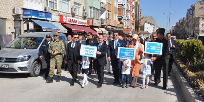 Bozüyük’te Otizm Farkındalık Etkinliği