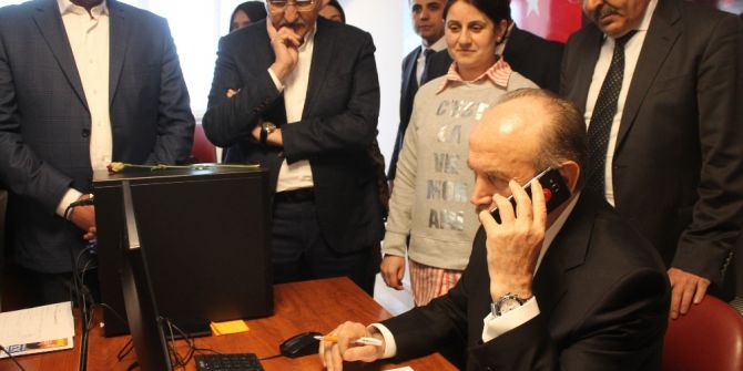 Başkan Topbaş Seçmeni Arayarak Referandumu Anlattı