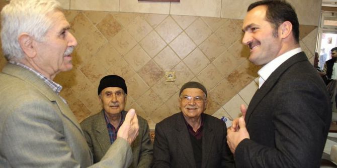 Ak Parti’li Yıldız, Kasımpaşa Esnafını Ziyaret Etti