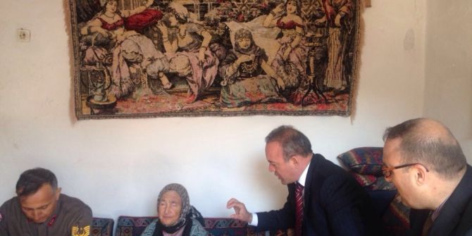 Kaymakam Öner Yaşlıların Duasını Aldı